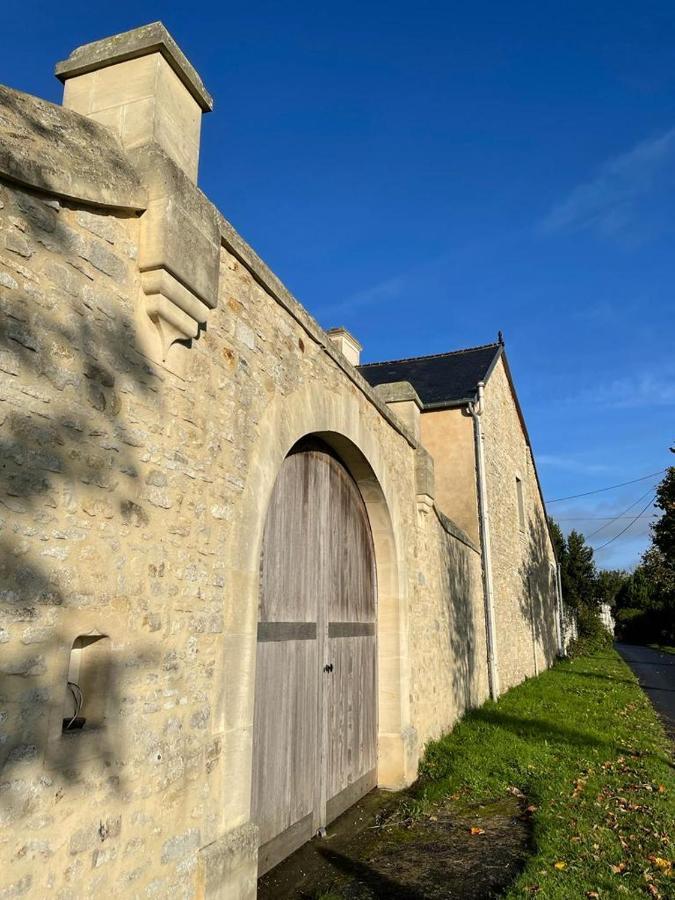 Le Clos Du Bas Courtil Guesthouse B&B Omaha Beach Osmanville 外观 照片
