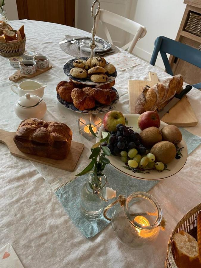 Le Clos Du Bas Courtil Guesthouse B&B Omaha Beach Osmanville 外观 照片