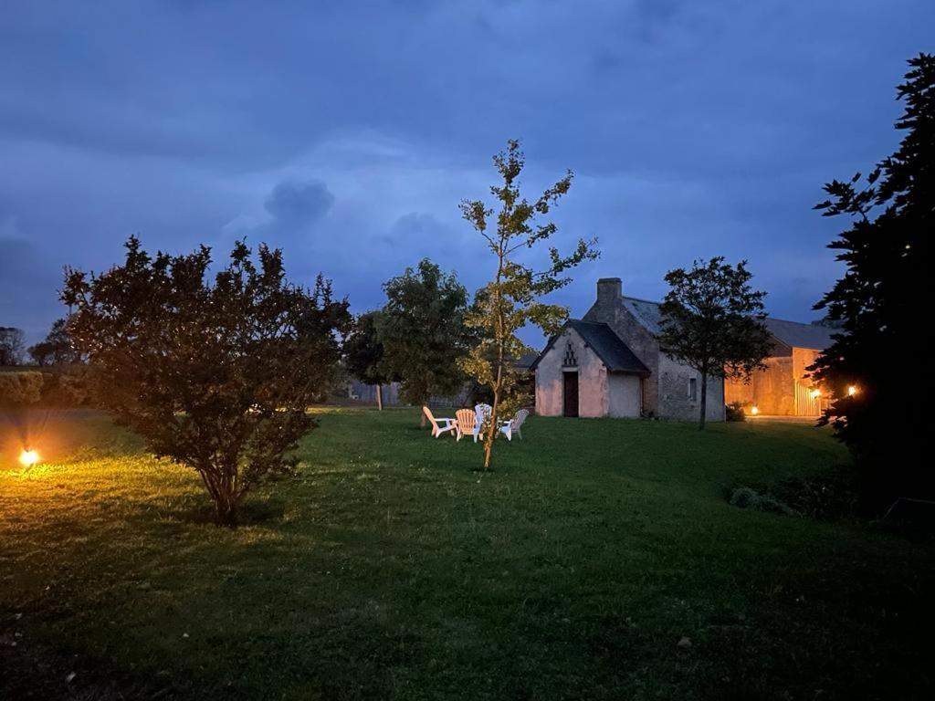 Le Clos Du Bas Courtil Guesthouse B&B Omaha Beach Osmanville 外观 照片
