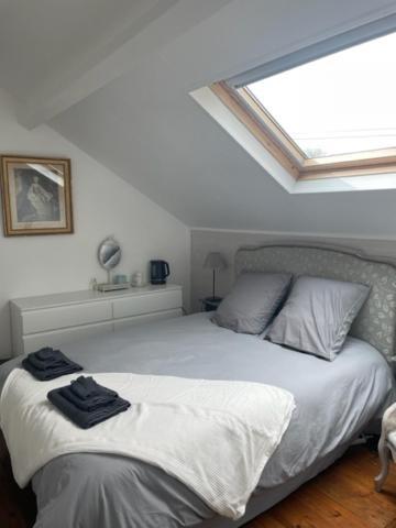 Le Clos Du Bas Courtil Guesthouse B&B Omaha Beach Osmanville 外观 照片
